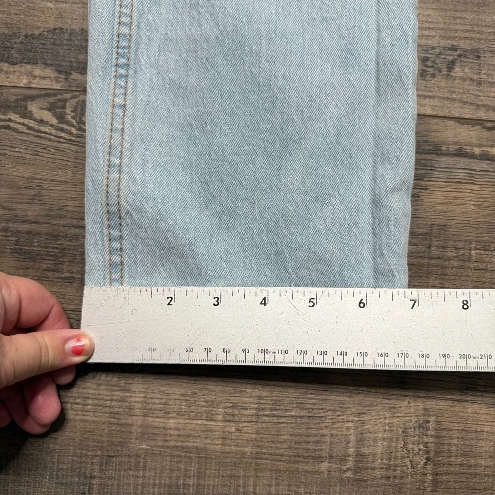 Abercrombie & Fitch The 90's Straight Ultra High-Rise Denim Jeans Destress Holes - Picture 10 of 11